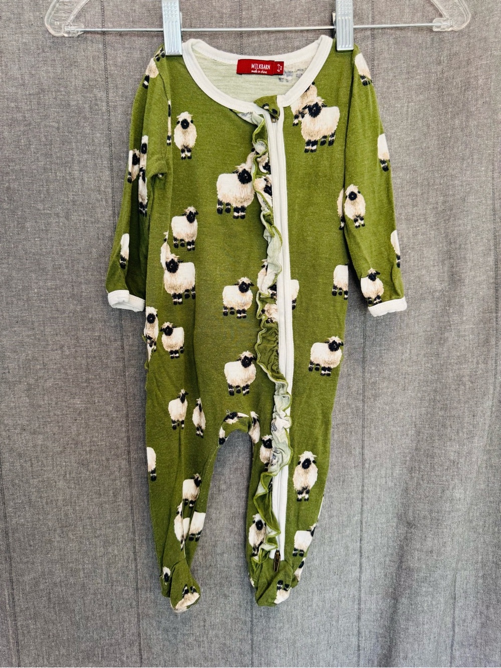 Milkbarn Bamboo Footies zip up Pajamas 6-9m ruffles Sheep Print Cream Green